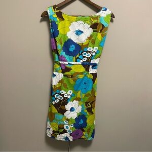 Vintage 60s Mini Dress With Bold Floral Pattern